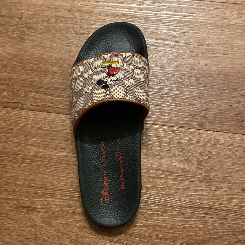 Disney x Coach Walt Disney World Mickey Logo Slide Size 10 LEFT SHOE ONLY C8742